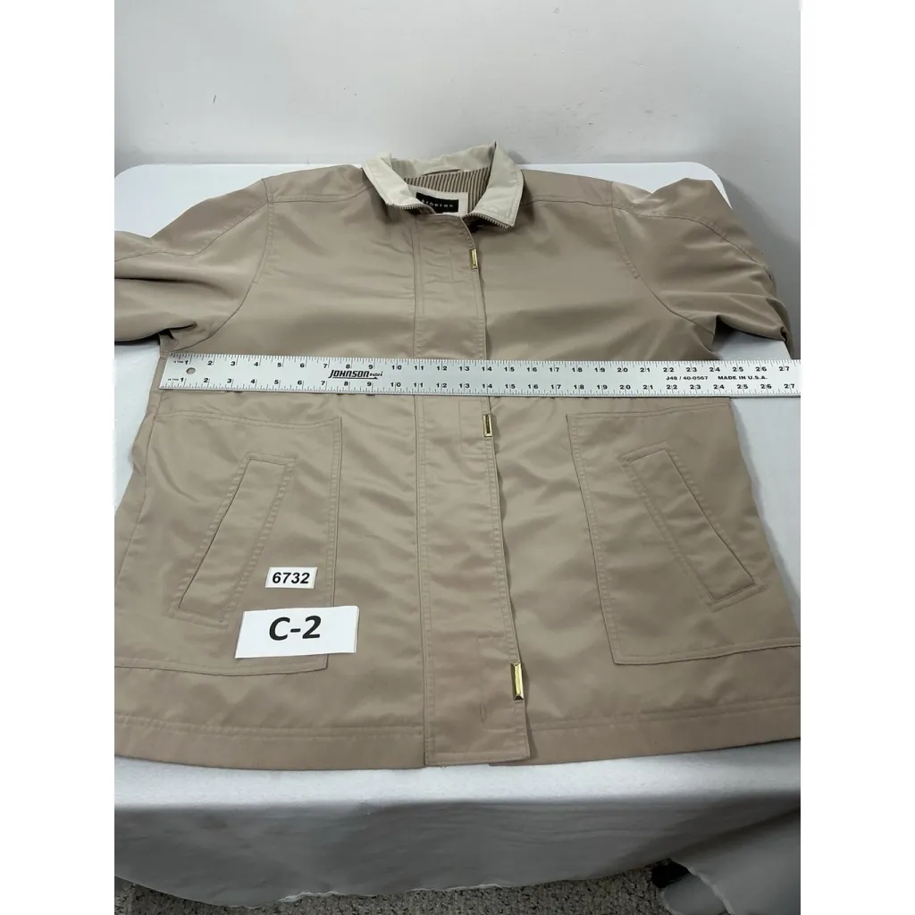 Womans Excellent Condition Braetan Lines Windbreaker Large Tan 3/4 Length Brown - Image 6