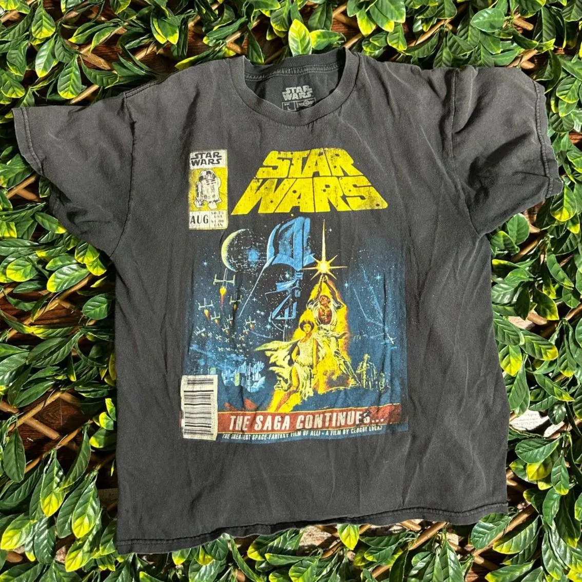 Distressed Vintage Looking Star Wars T Shirt Size Large - Image 3
