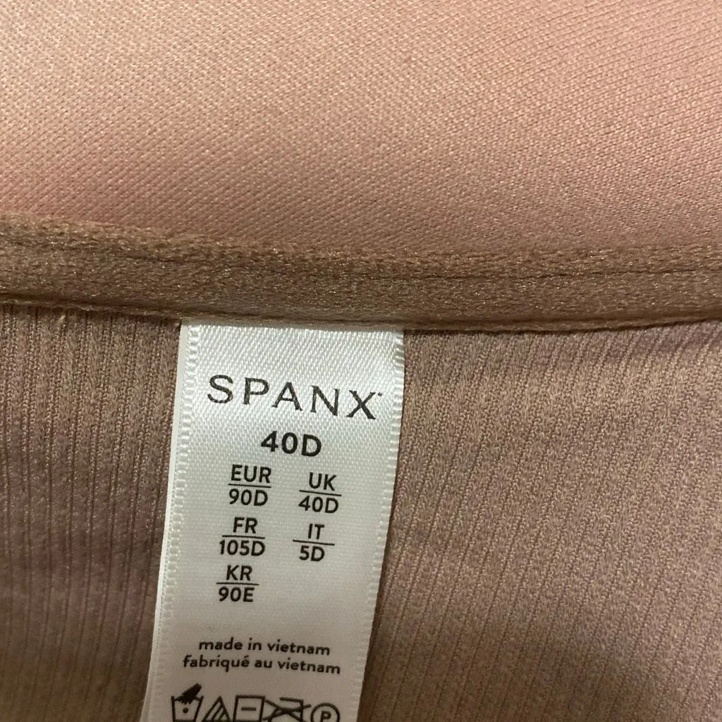 SPANX bra, size 40D - Image 7