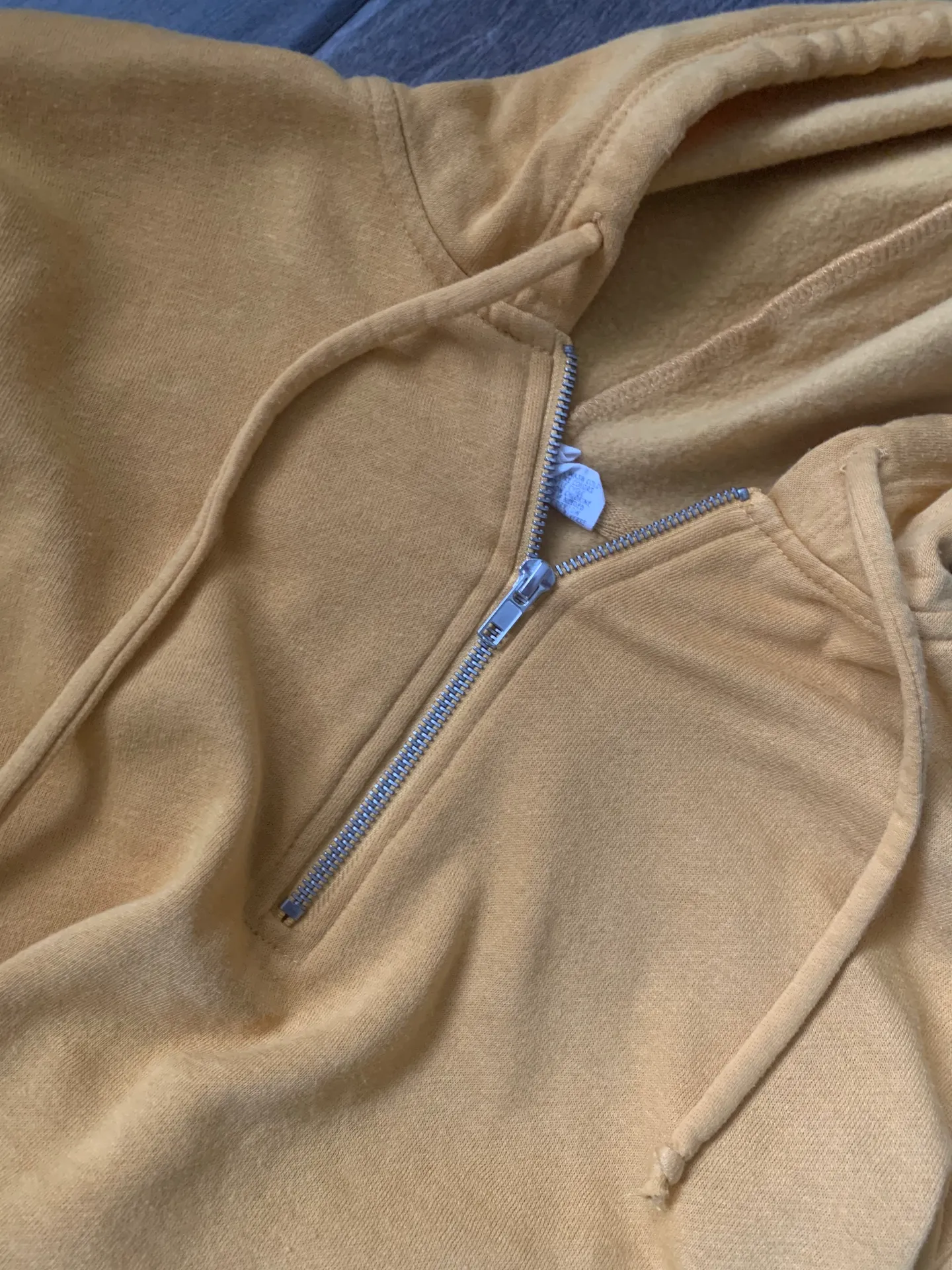 cropped yellow hoodie - Image 3