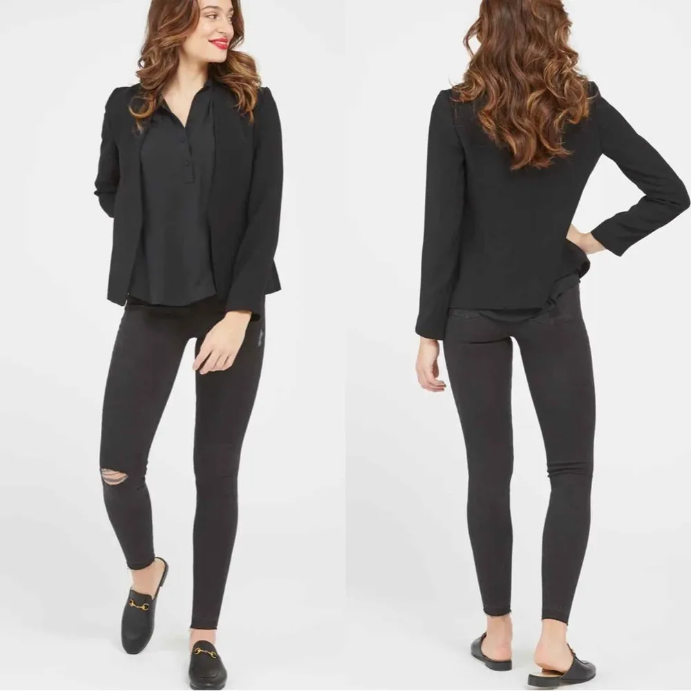 Spanx Distressed Skinny Jeans Vintage Black Size Small - Image 3