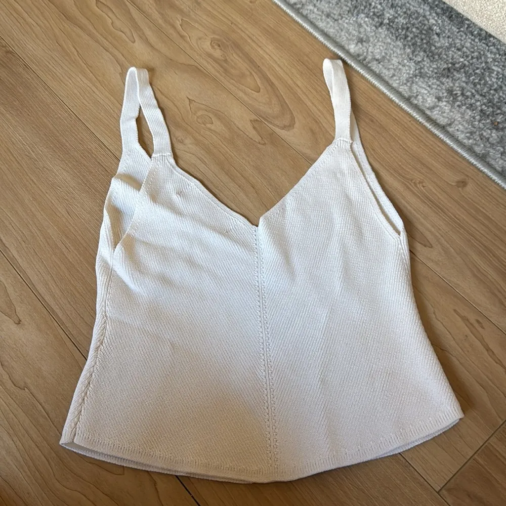 Meshki  Alisha Ribbed Crop Top - Image 2