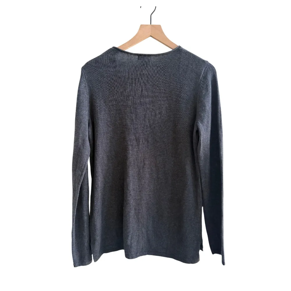 Old Navy Gray V-Neck Sweater Size L | Classic Lightweight Knit - Image 2