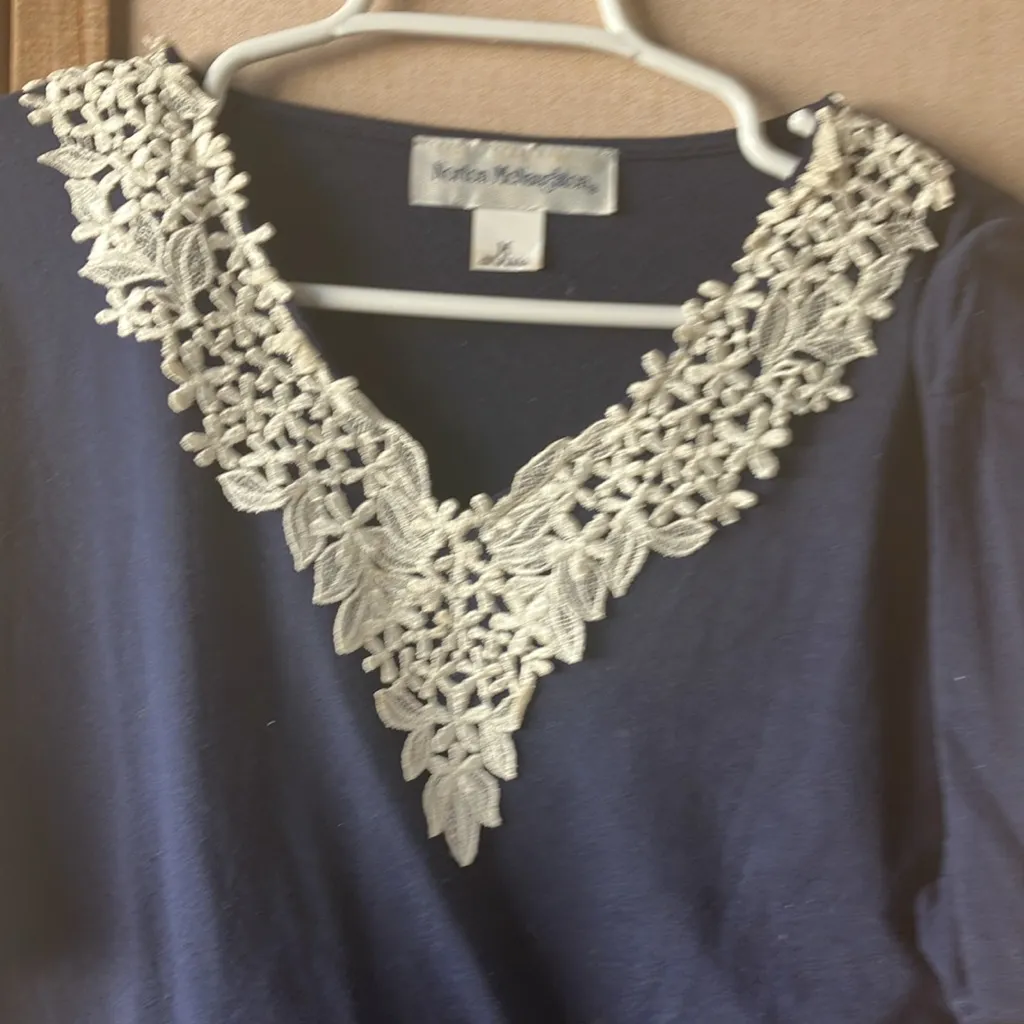 Norton Mcnaughton FINAL MARKDOWN  Dark Blue top medium - Image 3