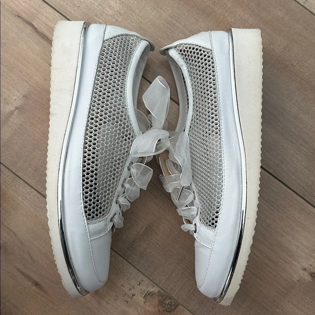 Ron White Novalee Mesh Lace Up Sneaker Silver Sz 7 (37.5) - Image 12
