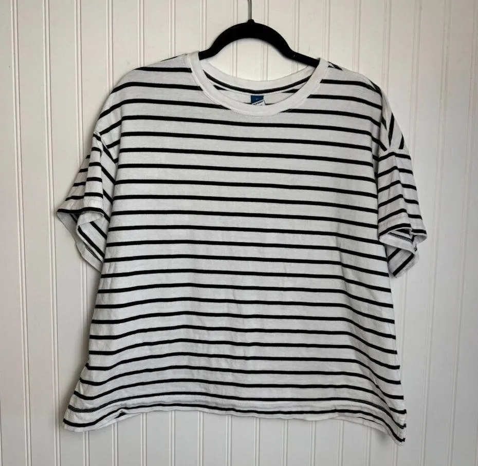 Old Navy Black White Stripe Drop Shoulder Short Sleeve Tee N8 Slightly Cropped - Image 2