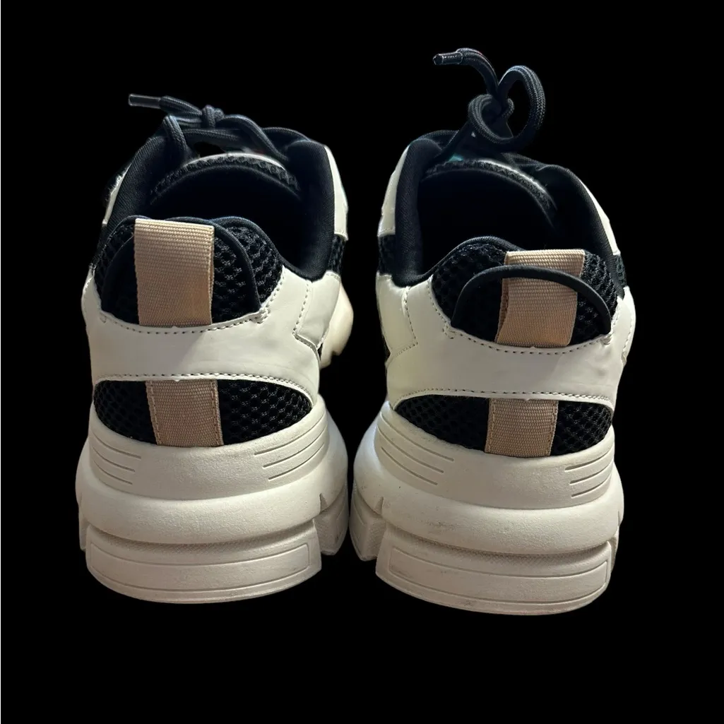 Steve Madden Clydie Platform Sneakers • size 9.5 - Image 3