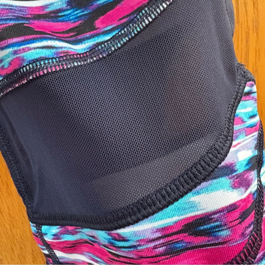 Tek Gear DryTek Capri Leggings (L) – Multicolored Moisture-Wicking Fitness - Image 2