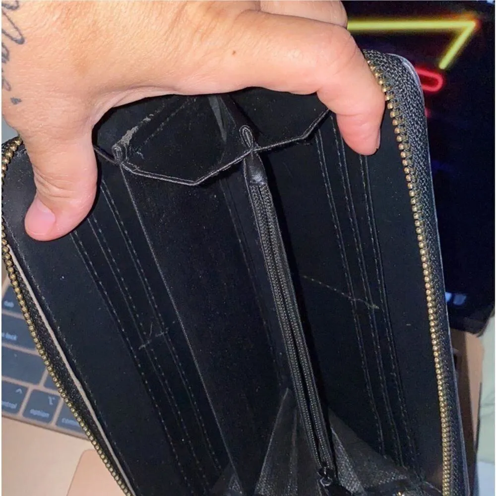 Marilyn Monroe Smiling Black & White Wallet with Many Compartments - Image 15