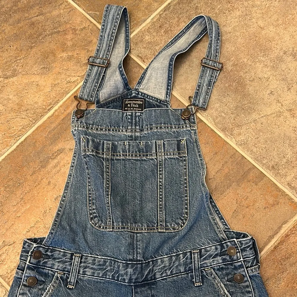 Abercrombie Distressed Denim Overalls small - Image 2