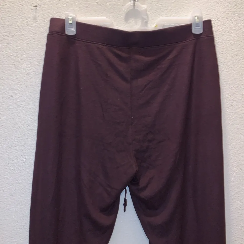 Max & Mia NWT  Heather Wine super soft sweatpants - Image 6