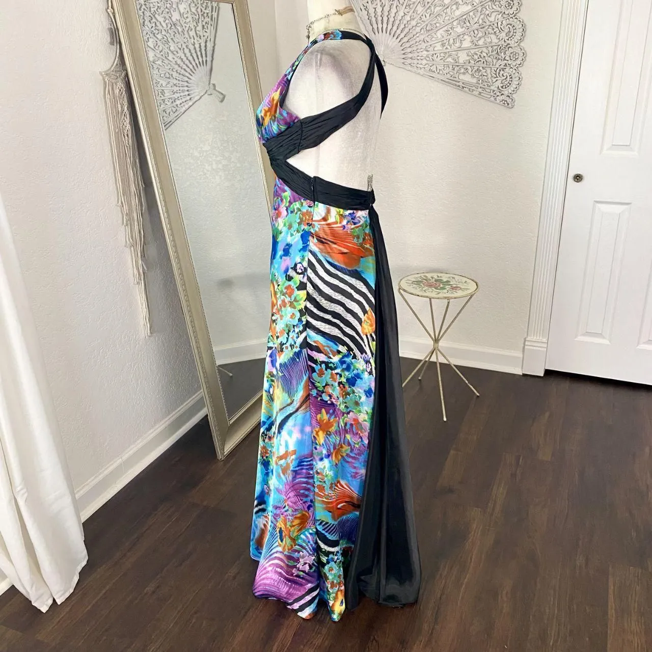 Morgan & Co Early 2000's Bratty Multi Satin Rhinestone Snake Halter Prom Dress S Silver - Image 4