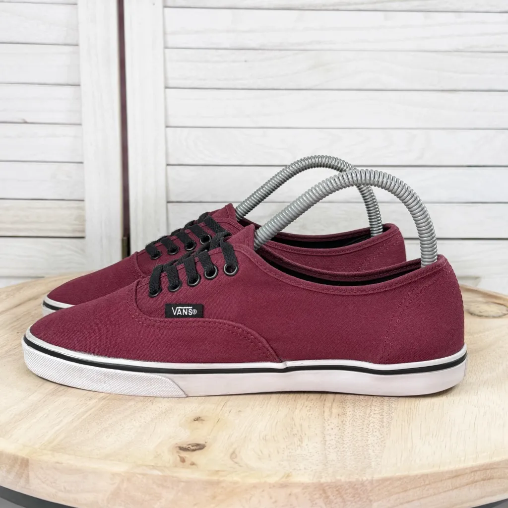 Van Authentic Canvas Low Top Lace Up‎ Sneakers Burgundy Red 7.5 Women 6 Men - Image 3