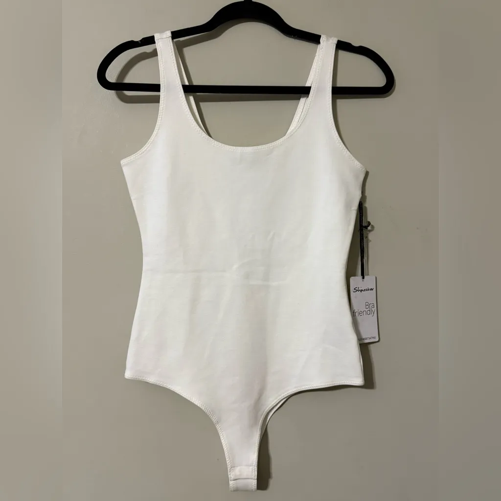 Shinestar size small bodysuit scoop neck off white new - Image 9
