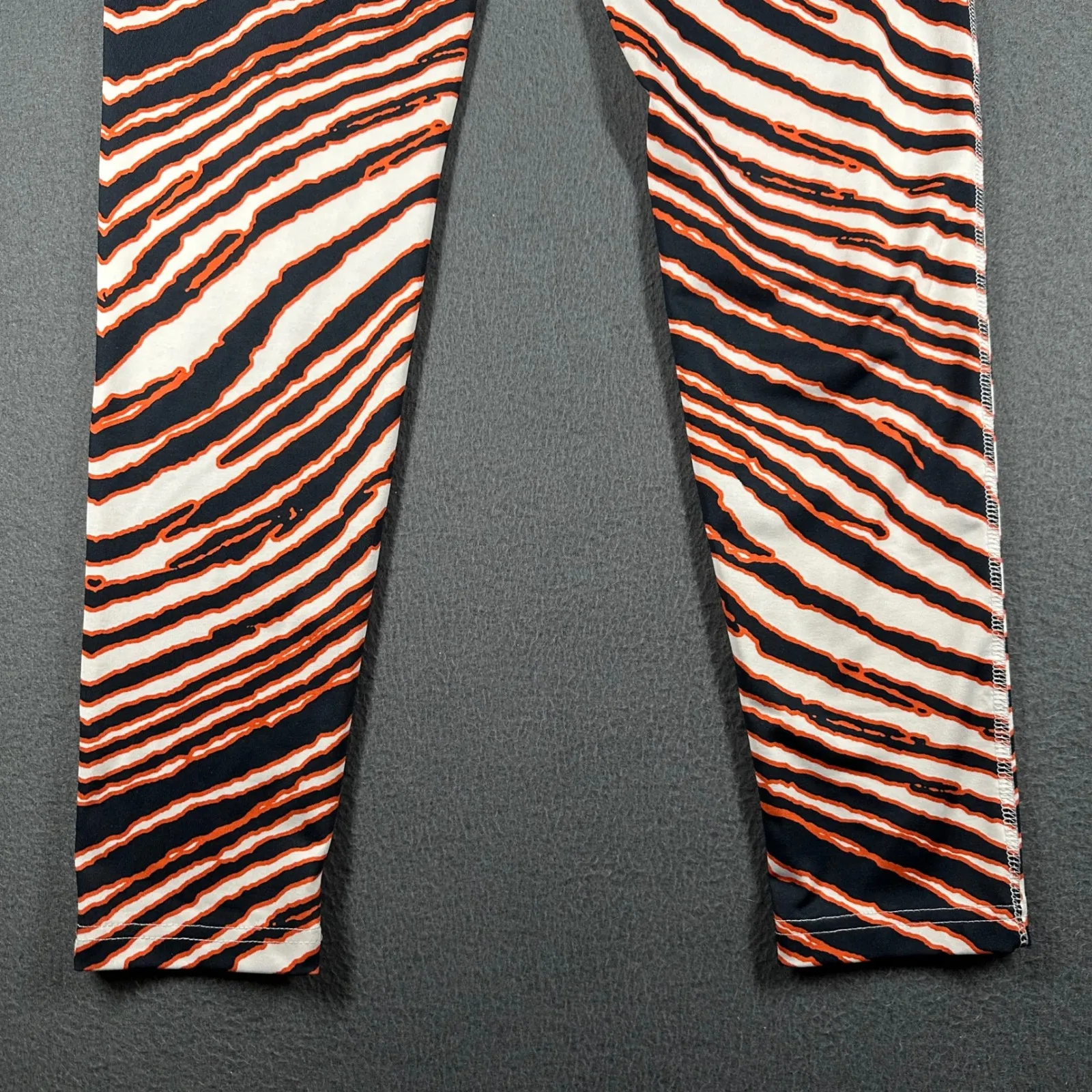 Zubaz Cincinnati Bengals Leggings Womens Medium Tiger Stripe Activewear Pull On Orange - Image 13