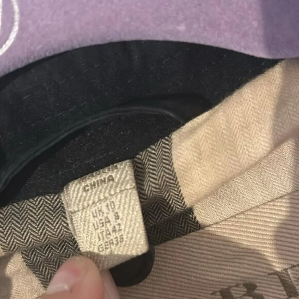 Burberry Brit Women's Black Britton Quilted Lining Trench Coat Size 8 - Image 5