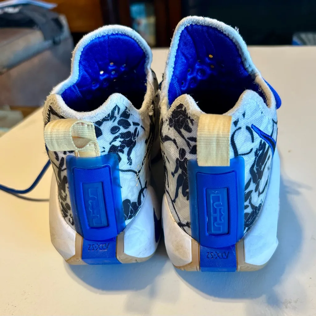 Nike LeBron Soldier Sneaker - Image 3