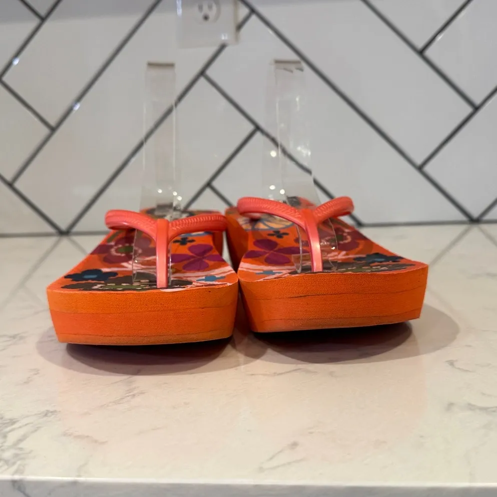 Y2K Steve Madden wedge flip-flops floral soul pattern size 10 peach orange - Image 3