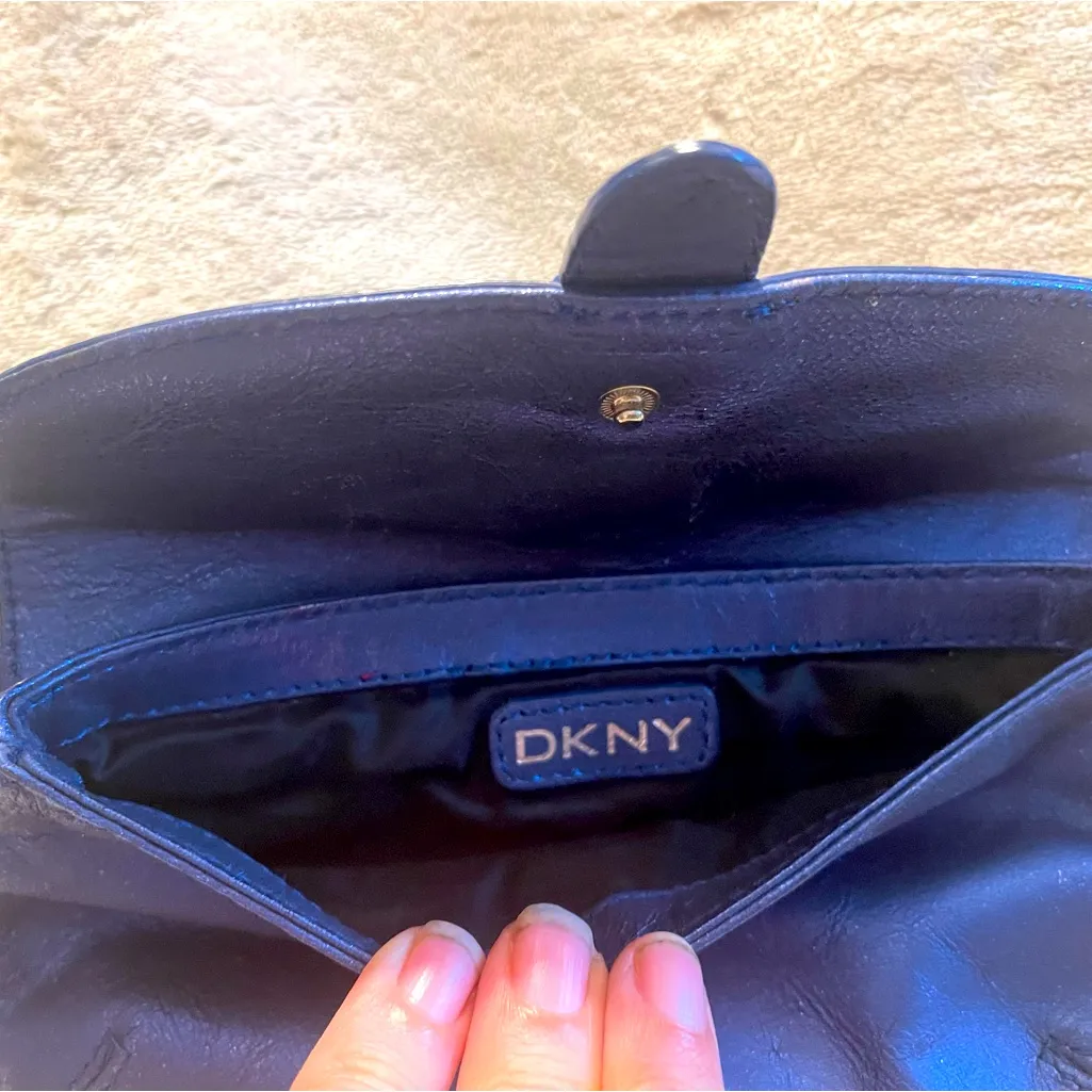 Vintage 90's Y2K DKNY Blue Wristlet Buckle Women's Small Purse Bag 1990’s - Image 6