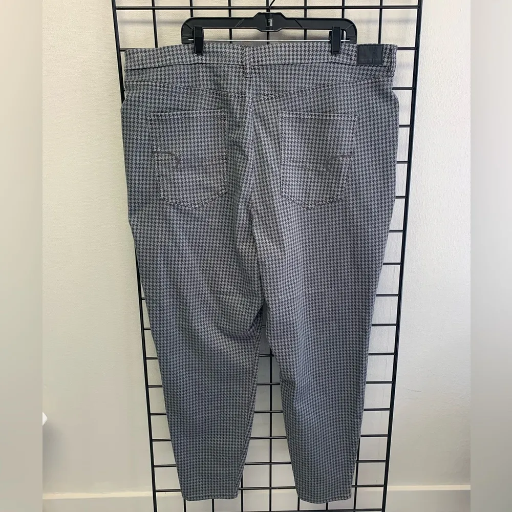 Women’s American Eagle Curvy Super Hi-Rise Jegging Size 24 R - Image 4