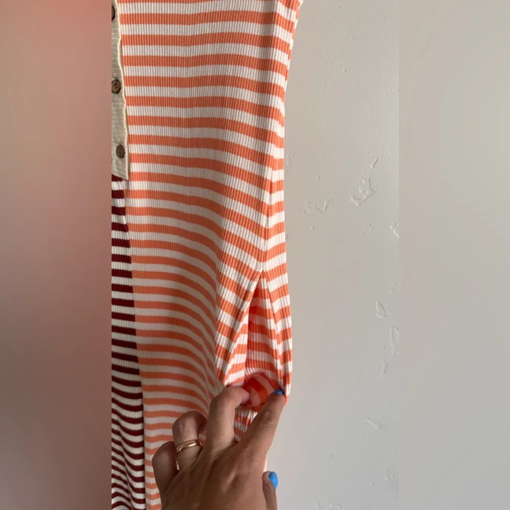 Color Block Striped Henley Sleeveless Wide Leg Jumpsuit MEASUREMENTS Size undefined - Image 9