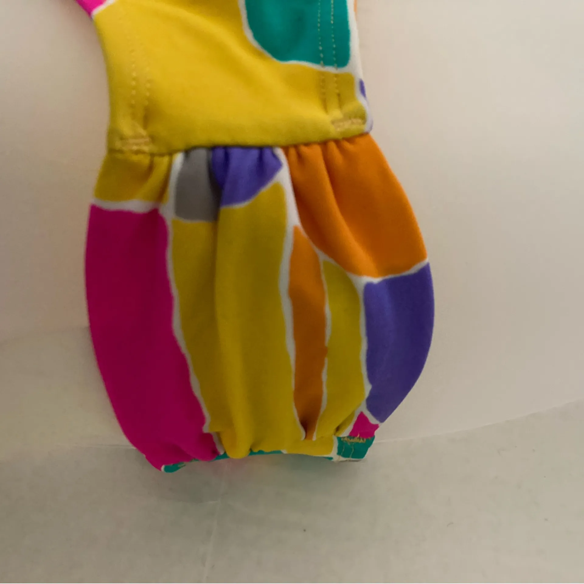 🌞NWT Raisins Multicolor Abstract Print Bandeau Top with Bottoms A - Image 6