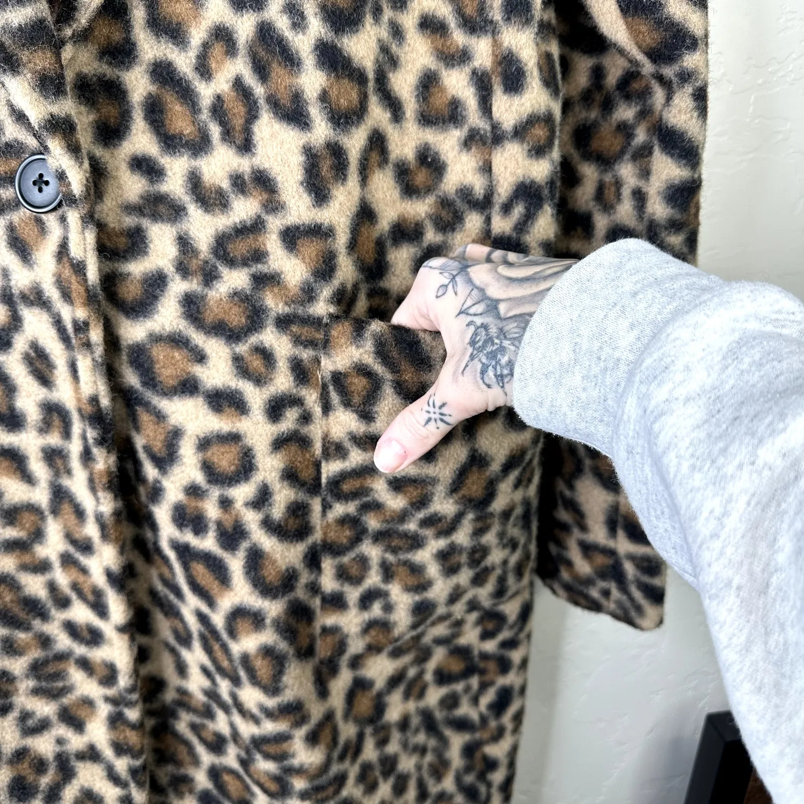 NVLT NWOT Brown Leopard Print Single Breasted Button Long Jacket Coat Medium - Image 7