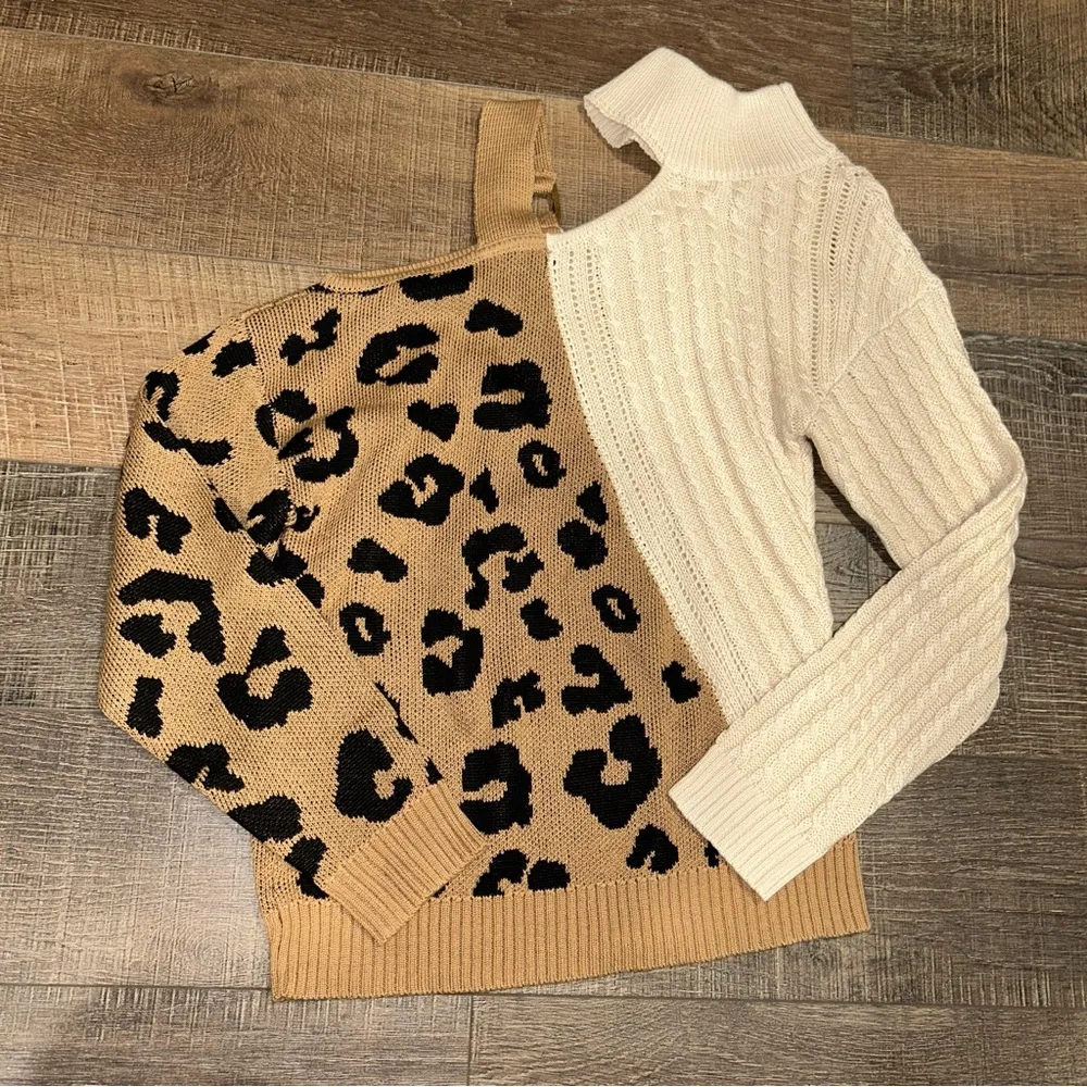 NWT Bold Adventures Camel Brown Leopard Sweater Small - Image 8