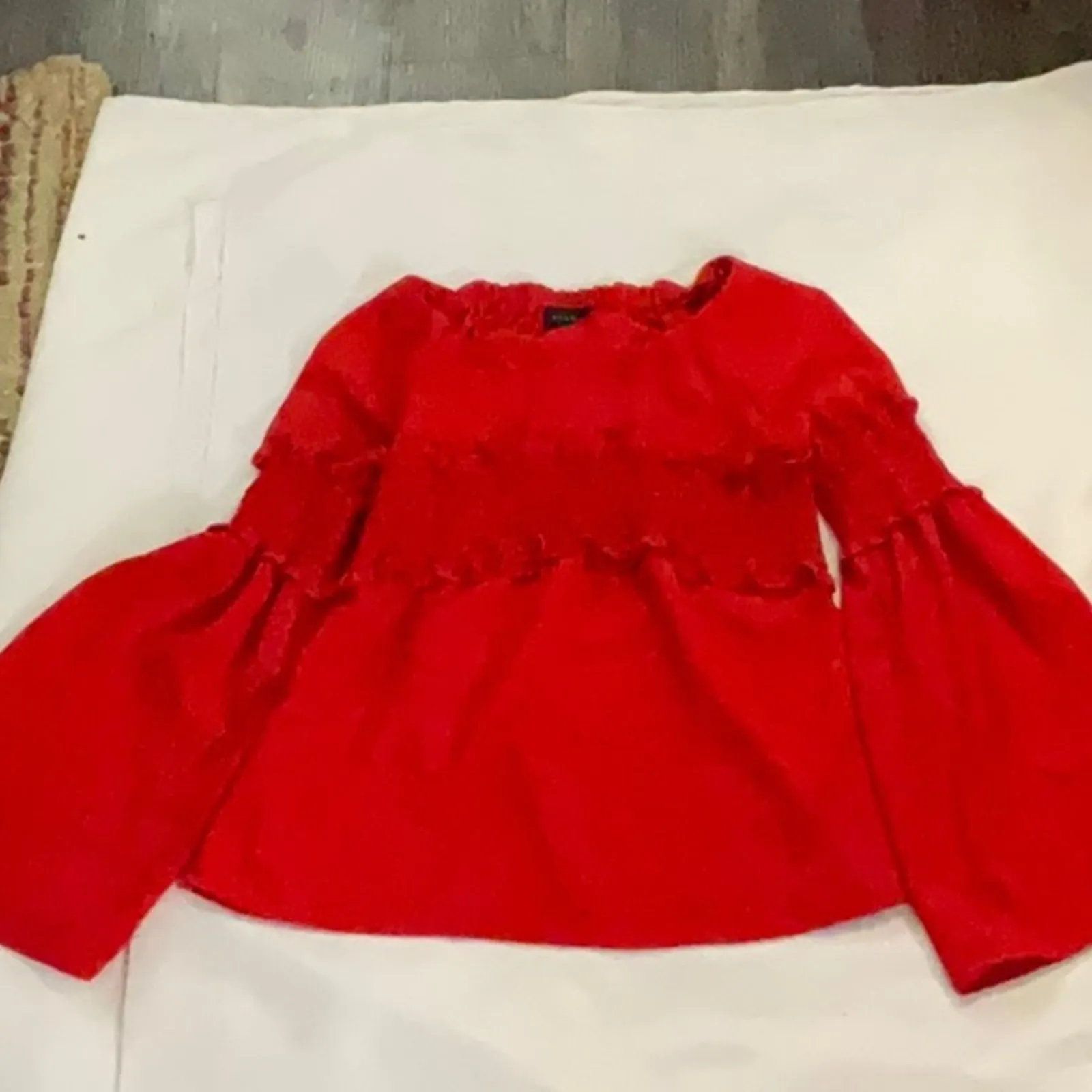 Amaryllis Red Bell Sleeved Top Holiday Party Christmas Casual Boho Renaissance S - Image 4