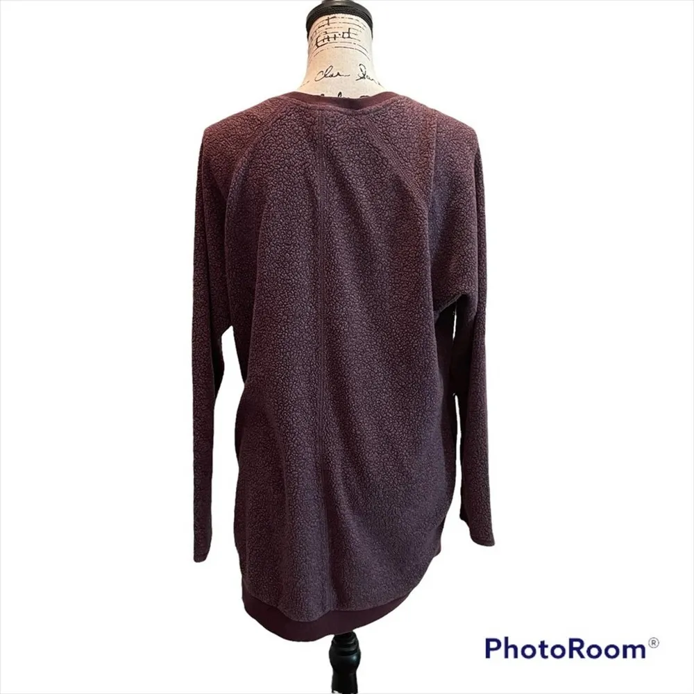 Mossimo Supply Fleece Tunic Sweatshirt Purple Burgundy Medium Pockets Oversized - Image 4