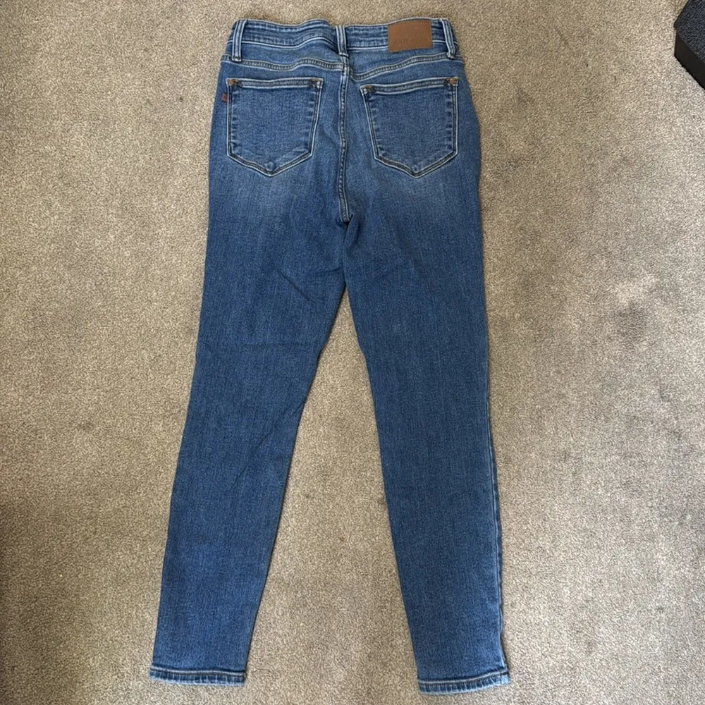 Judy Blue Medium Wash High Rise Skinny Fit Jeans Size 7/28 - Image 4