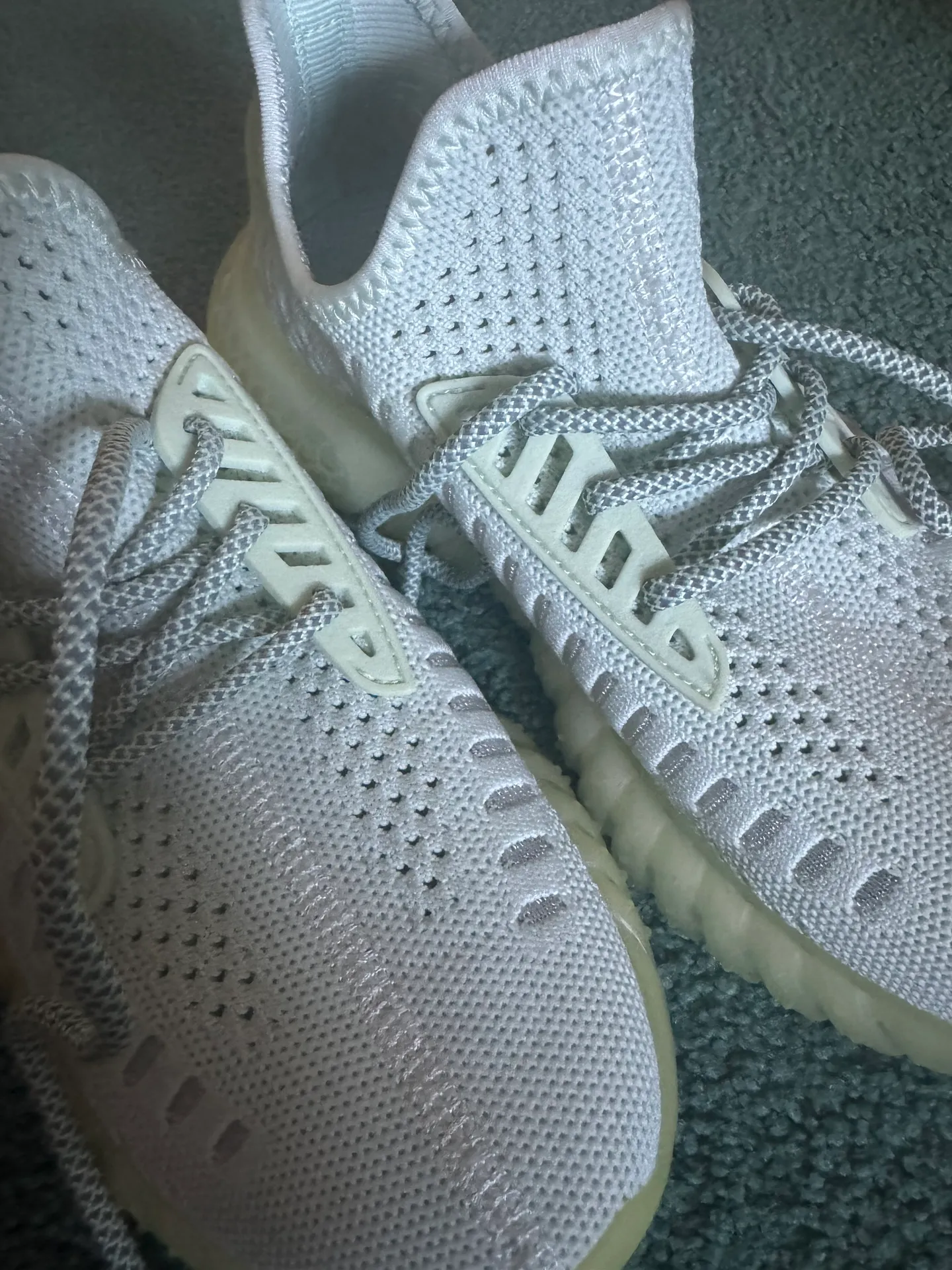 Suokeni Mint Green Sneakers Size 7.5 - Image 3