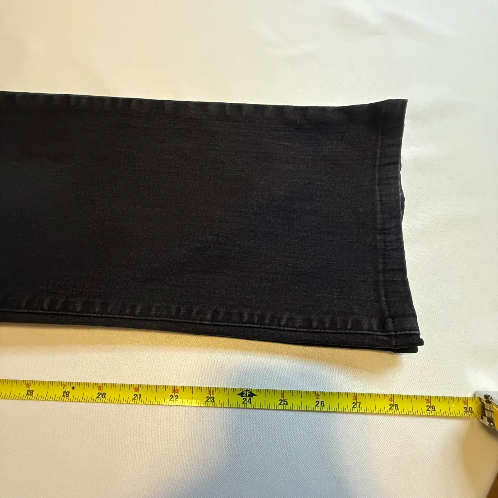 Not Your Daughters Jeans Womens Sz 6 Black Lift Tuck Straight Leg Jeans Trendy # - Image 9