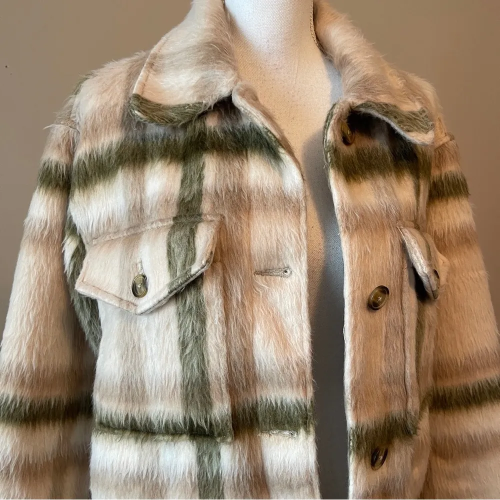 AMERICAN EAGLE | Faux Fur Plaid Shacket Sz XS - Image 4