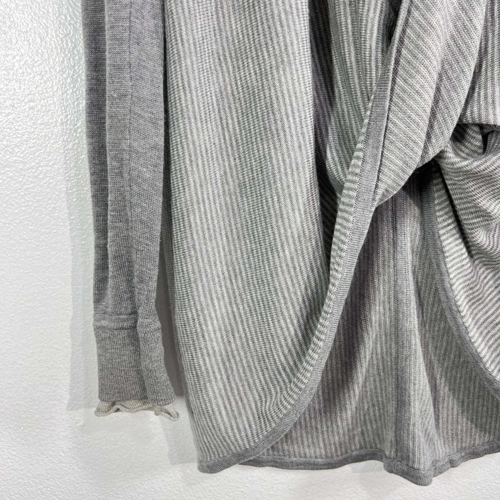 Lululemon Iconic Sweater Wrap Gray Boolux Cashmere Blend Open‎ Drape Cardigan - Image 5