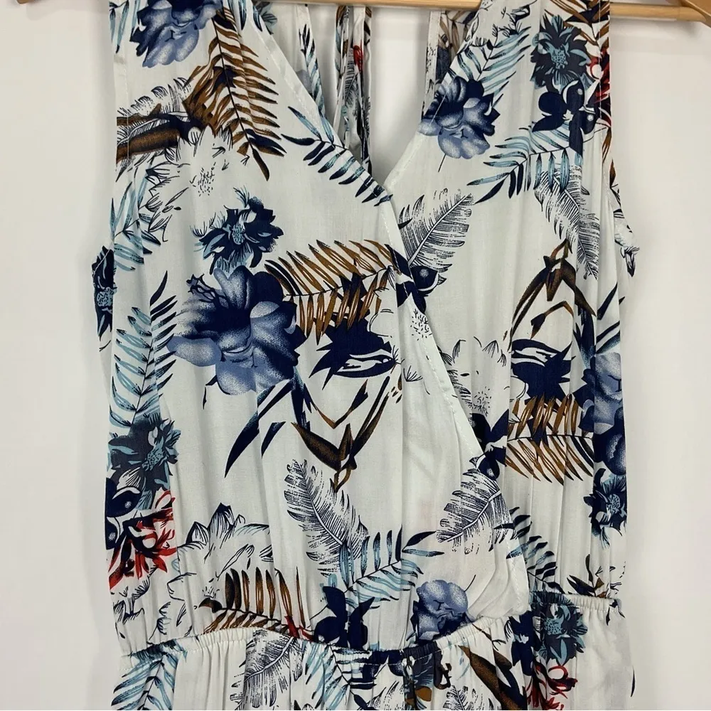 Hem & Thread Floral Tropical Print Romper Size Small - Image 2
