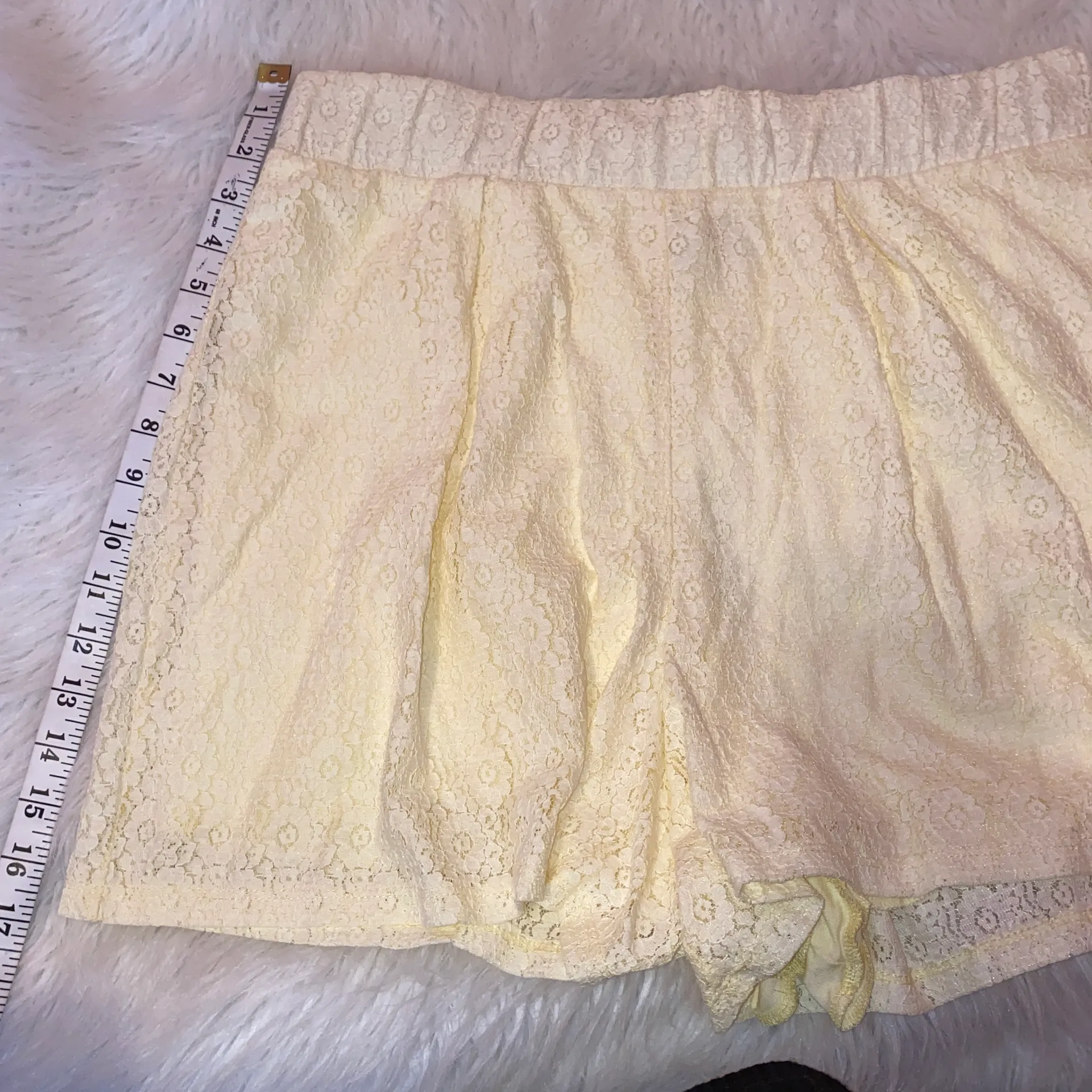 Floral Lace Shorts - Image 4