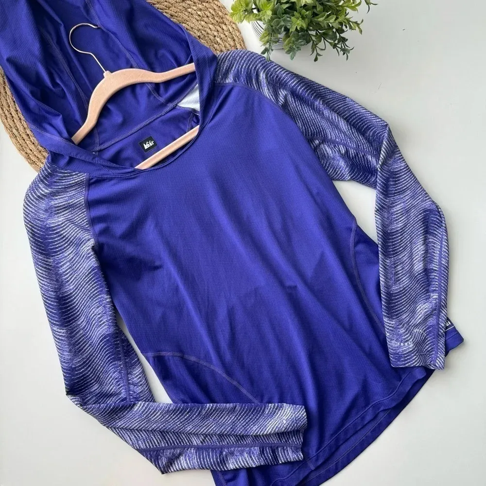 REI Purple Active Hoodie Pullover‎ Sweatshirt Size Medium - Image 2