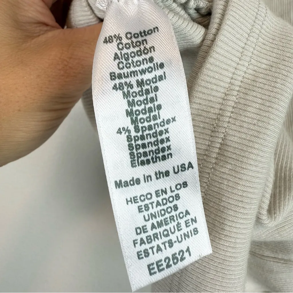 Michael Stars  Amara Power Shoulder Tee‎ Size Small - Image 9