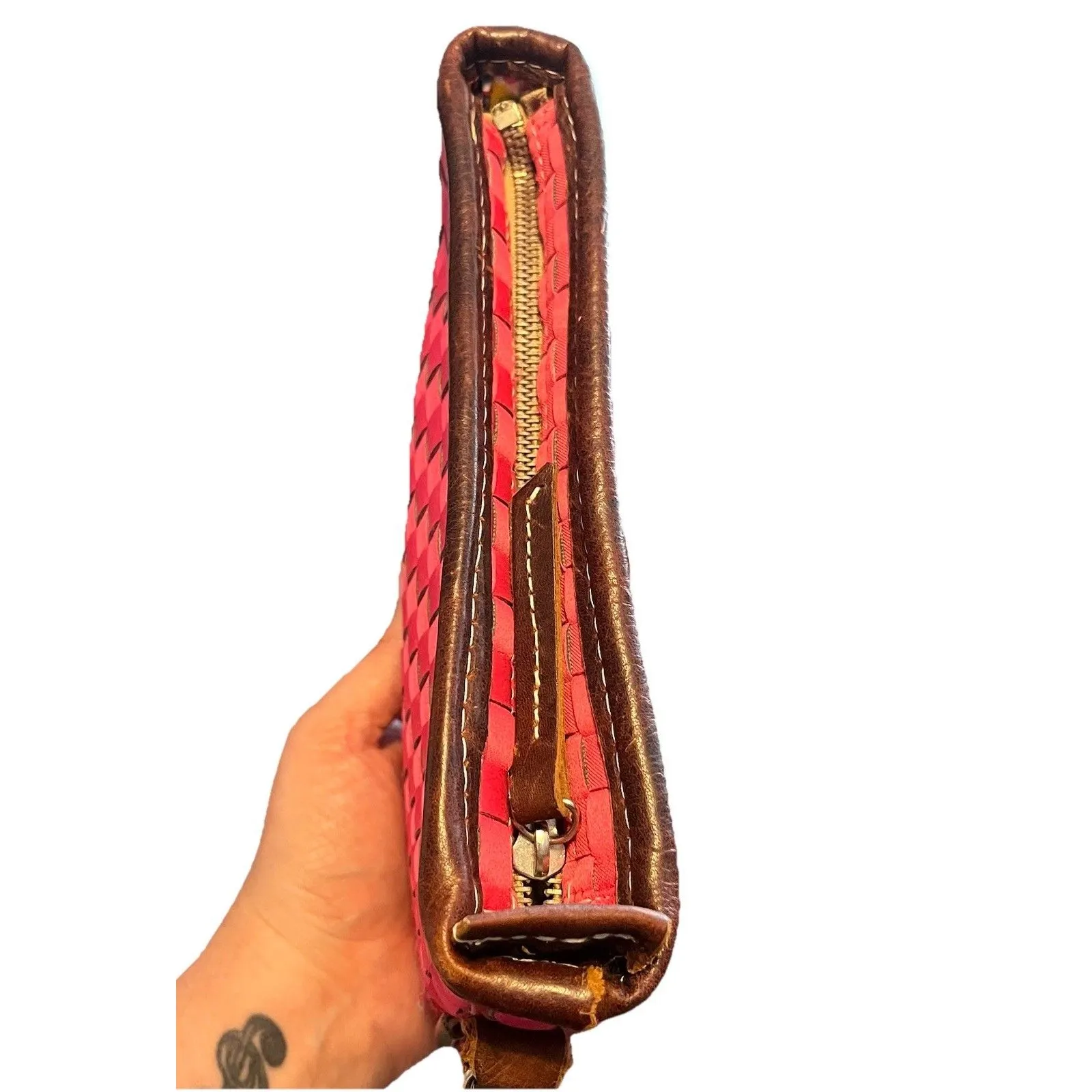 Consuela Pink Woven Large Wristlet Clutch Brown Leather Trim Embroidered Floral - Image 4