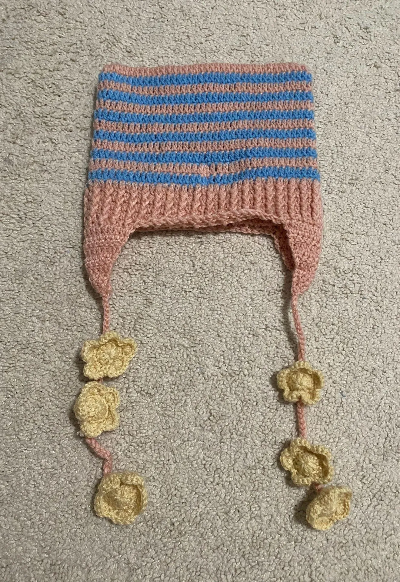 Urban Outfitters Mylo Striped Star Beanie NWT - Image 6