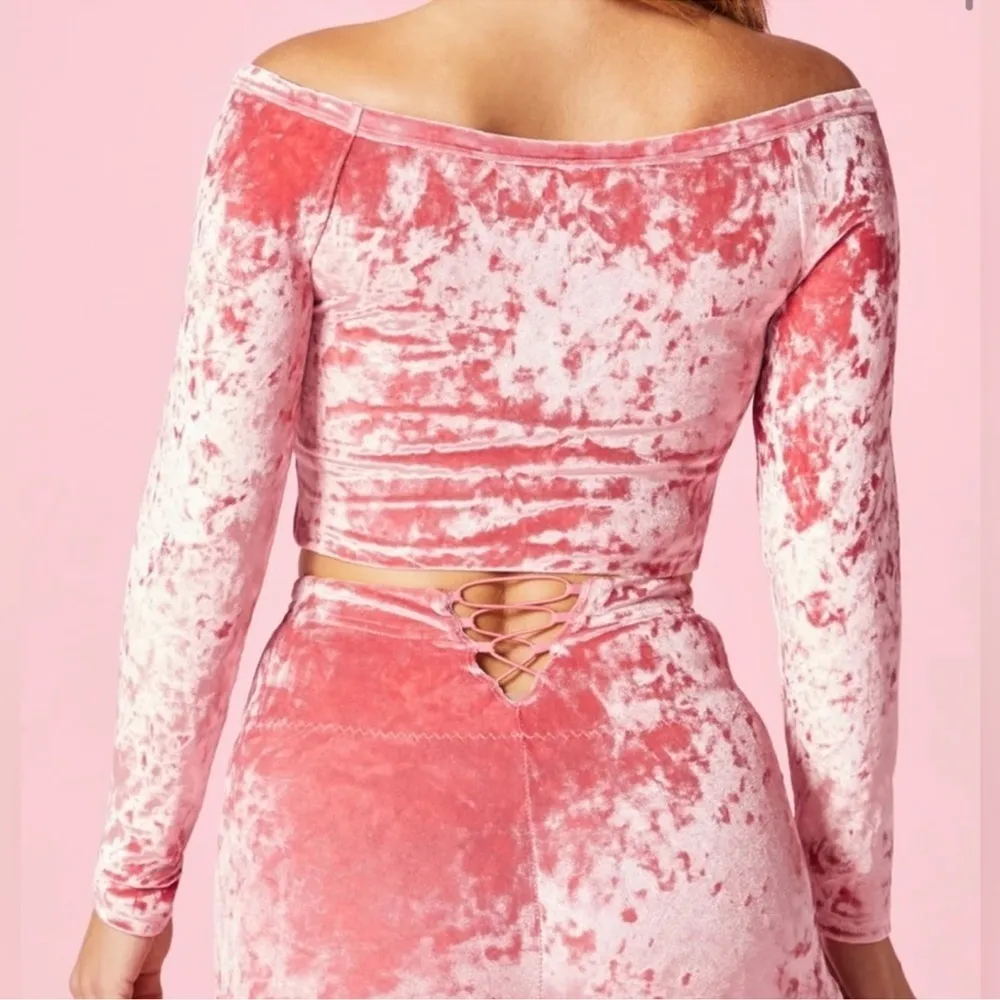 Yitty Plusshy Shaping Top Pink Velour Velvet Crop Top Long Sleeve 1X Barbie - Image 3