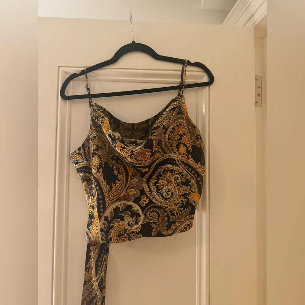 House of Harlow X Revolve Patrice Top Gold - Image 5