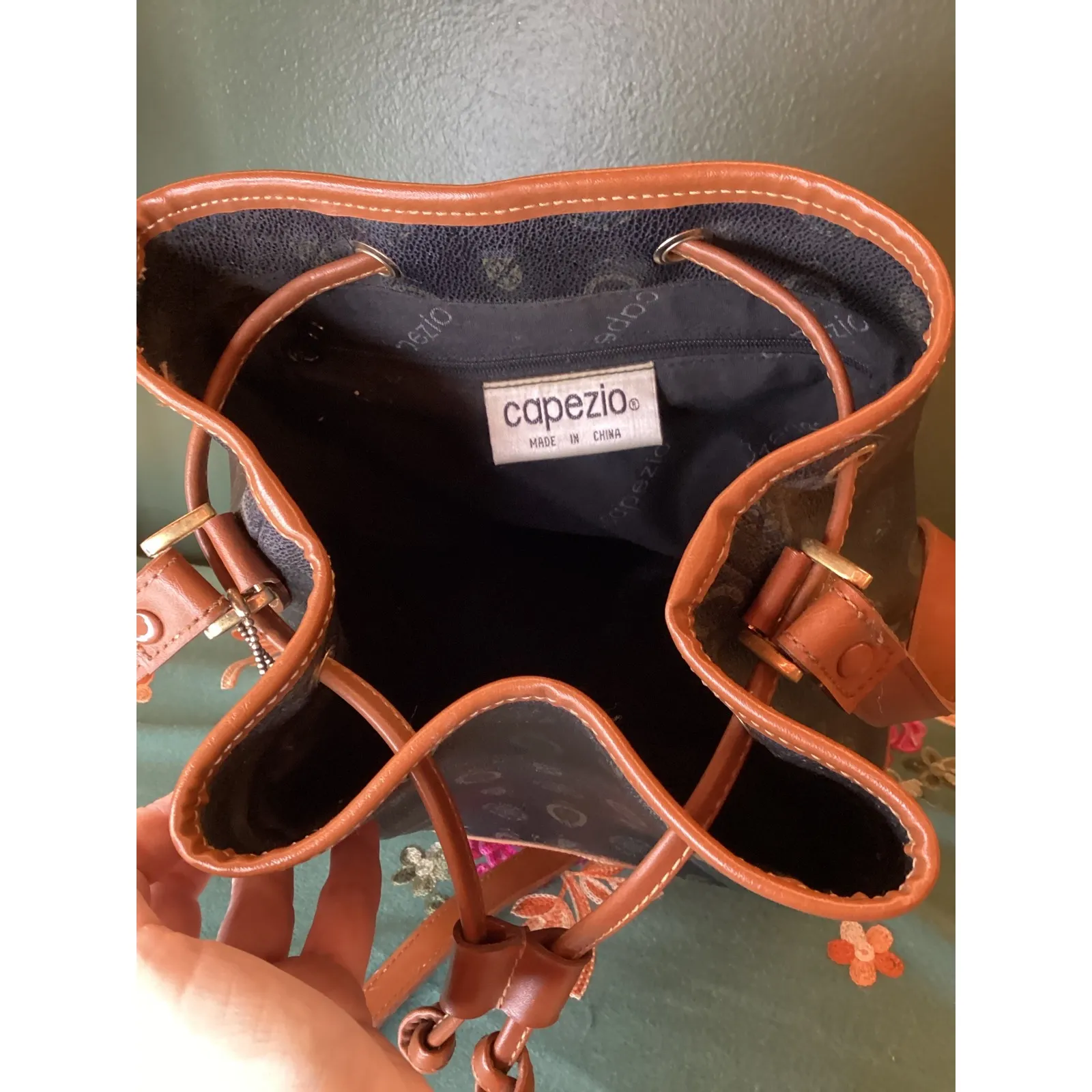 Capezio Bucket Bag Blk Monogram Leather Trim Drawstring Shoulder Bag - Image 3