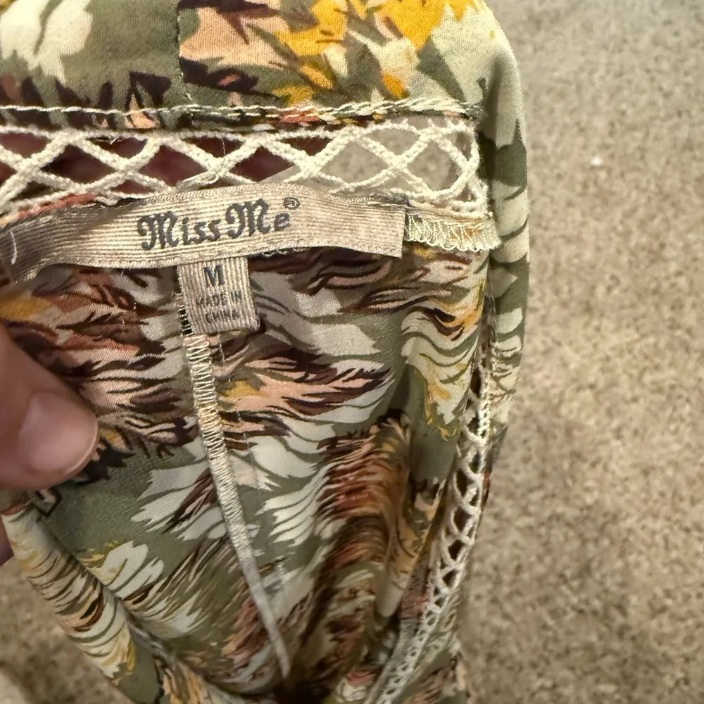 Miss Me Size medium  cover up - Image 3