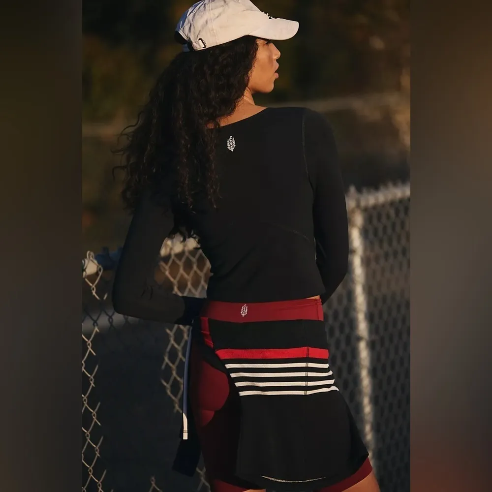 Free People Never Better Voop Solid Layer Top Black Size M - Image 2