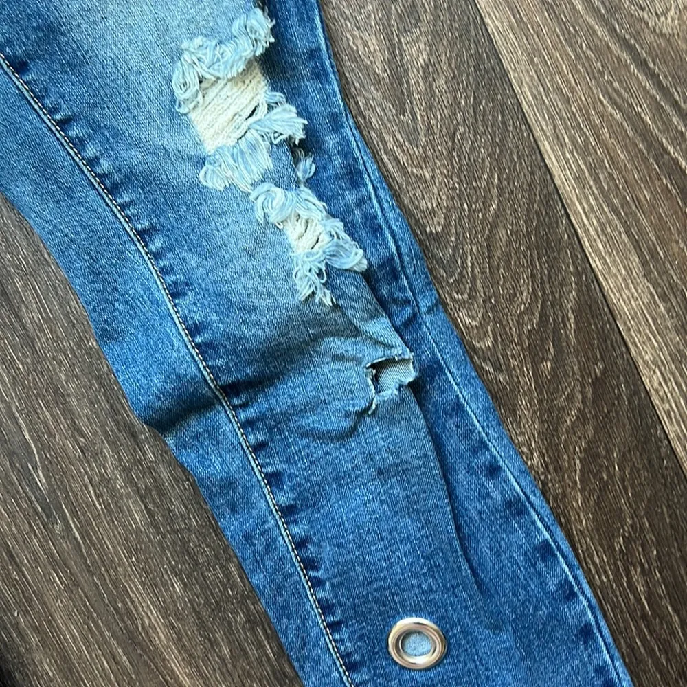 Litz Blue Frayed Jeans - Image 4