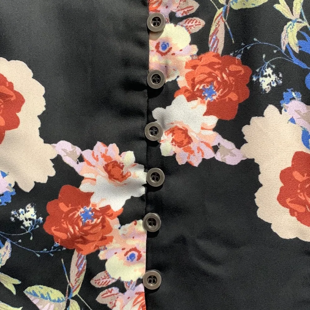 Women's Skies Are Blue Dress Black Floral V-Neck Lining Size Med EUC #6754 - Image 6