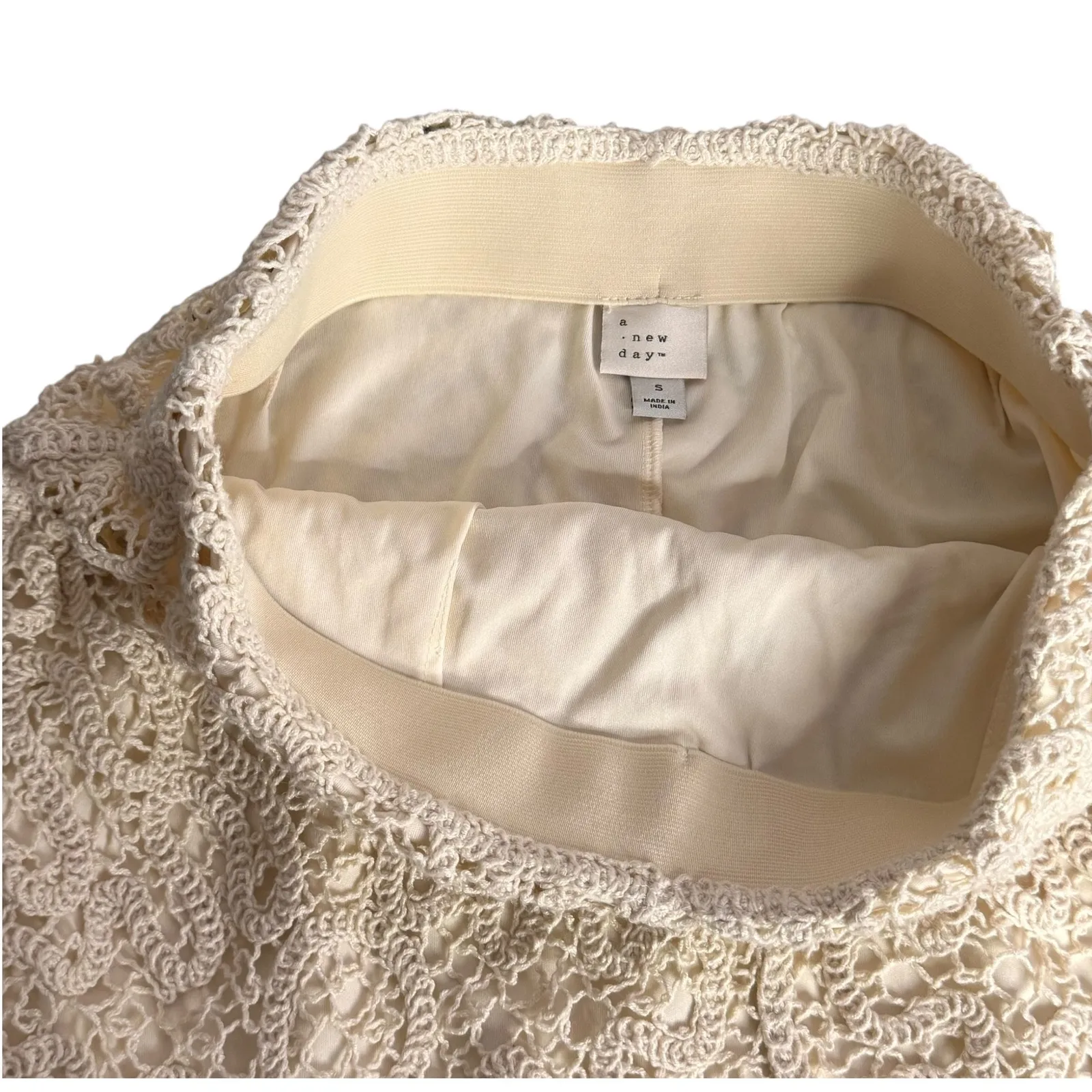 A New Day‎ Crochet Mini Skirt Size S Lined Elastic Waist A Line Festival BOHO - Image 2