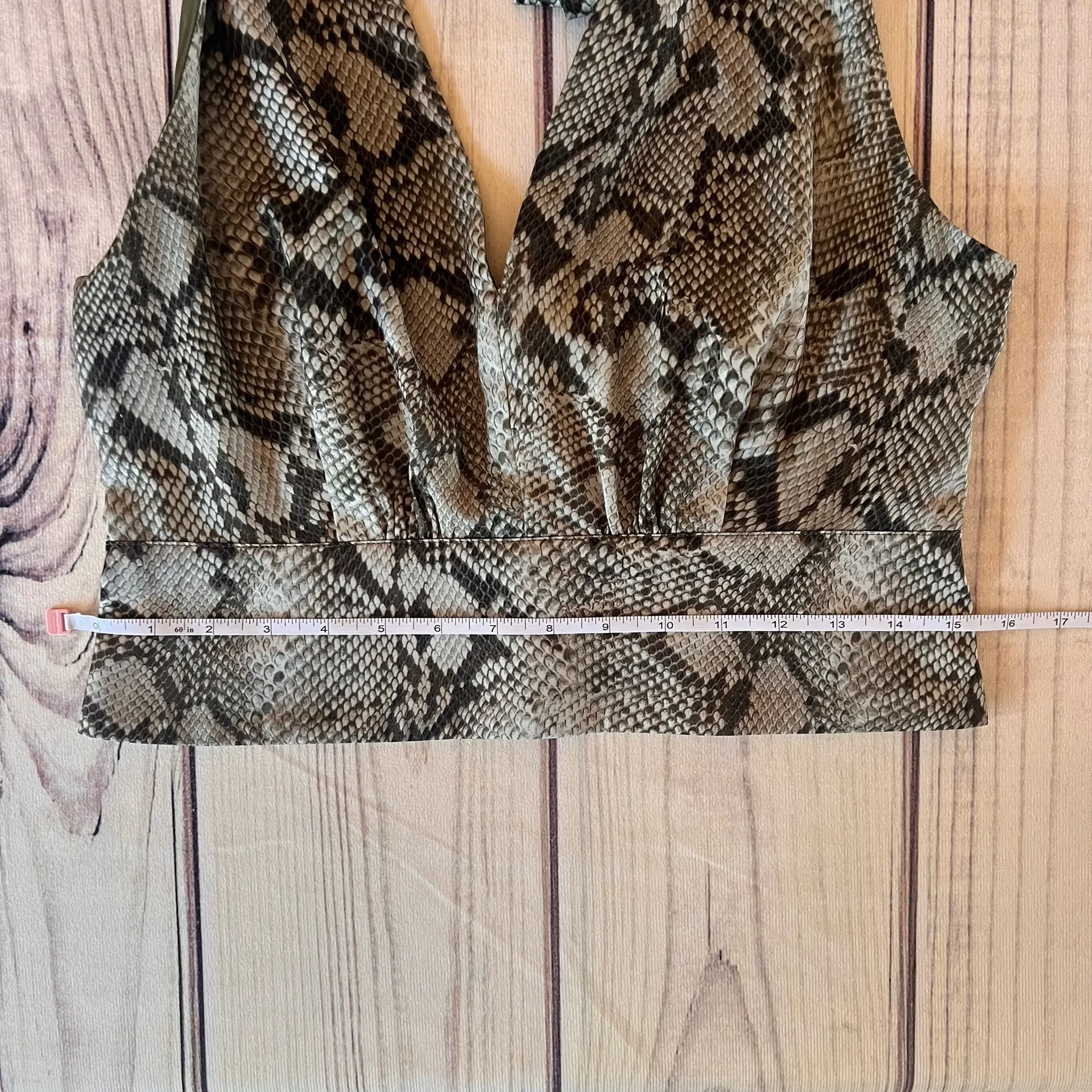 Banana Republic Green Snakeskin Print Halter Crop Top - Image 8